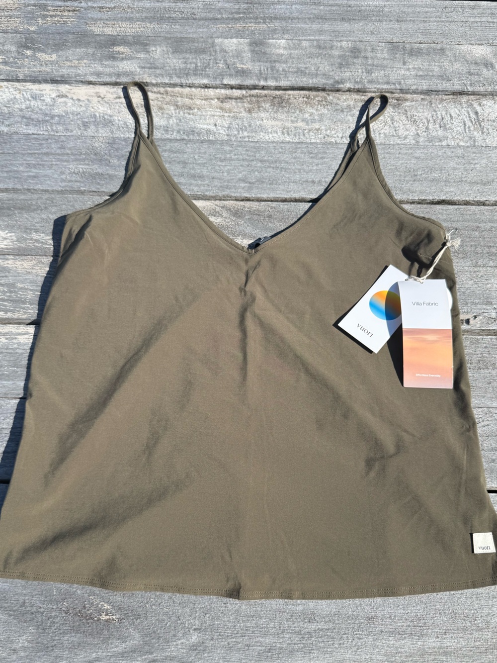 Vuori Villa Cami Dark Oregano small NWT Sleeveless Performance Tank